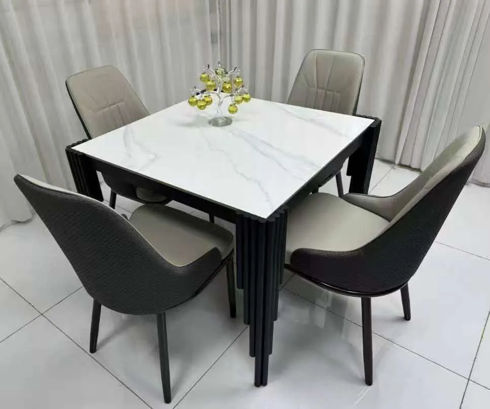 Tables à manger 4 chaises